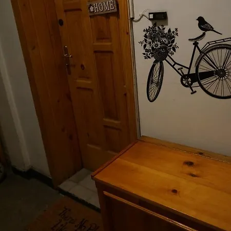 アパート Bella Vista - Cosy 1bd Flat With A Big Terrace ソフィア