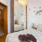 Bella Vista - Cosy 1bd Flat With A Big Terrace * Sofia